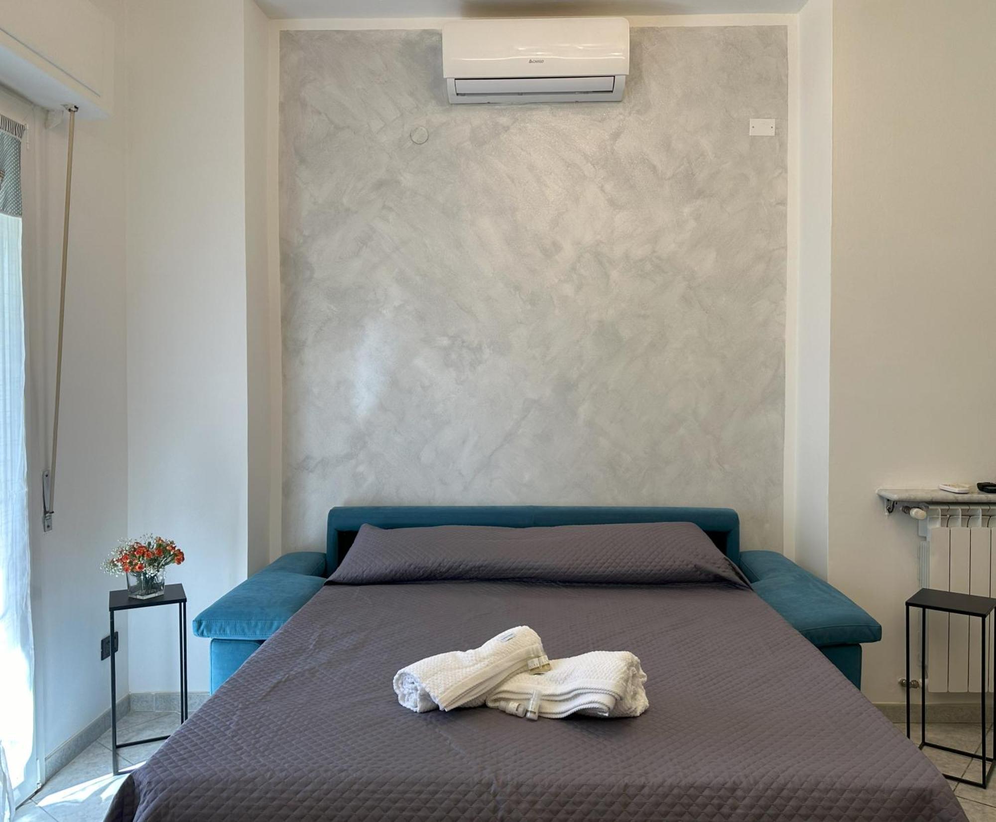 La Papera Sciocca Apartment La Spezia Luaran gambar